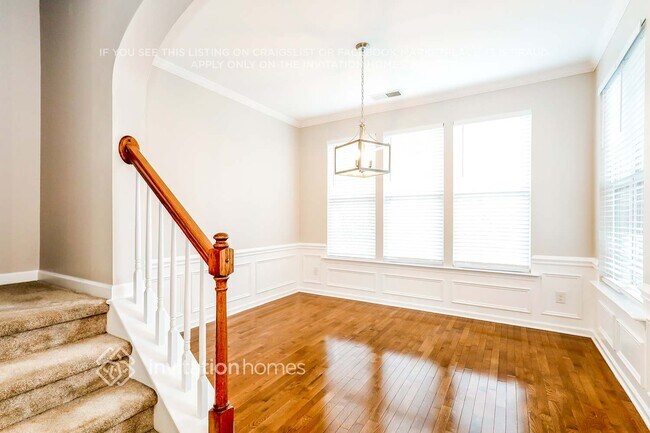 Building Photo - 811 Skybrook Falls Dr