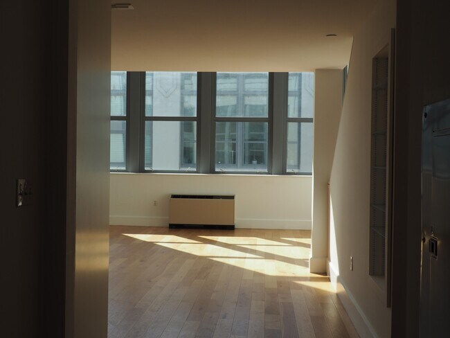 Building Photo - 50 Dey St