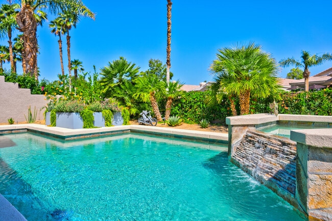 Building Photo - 67718 S Laguna Dr