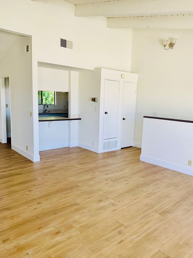Building Photo - Unbeatable Location! Ocean View two bedrooms and two bathrooms two story condo with gated undergr...