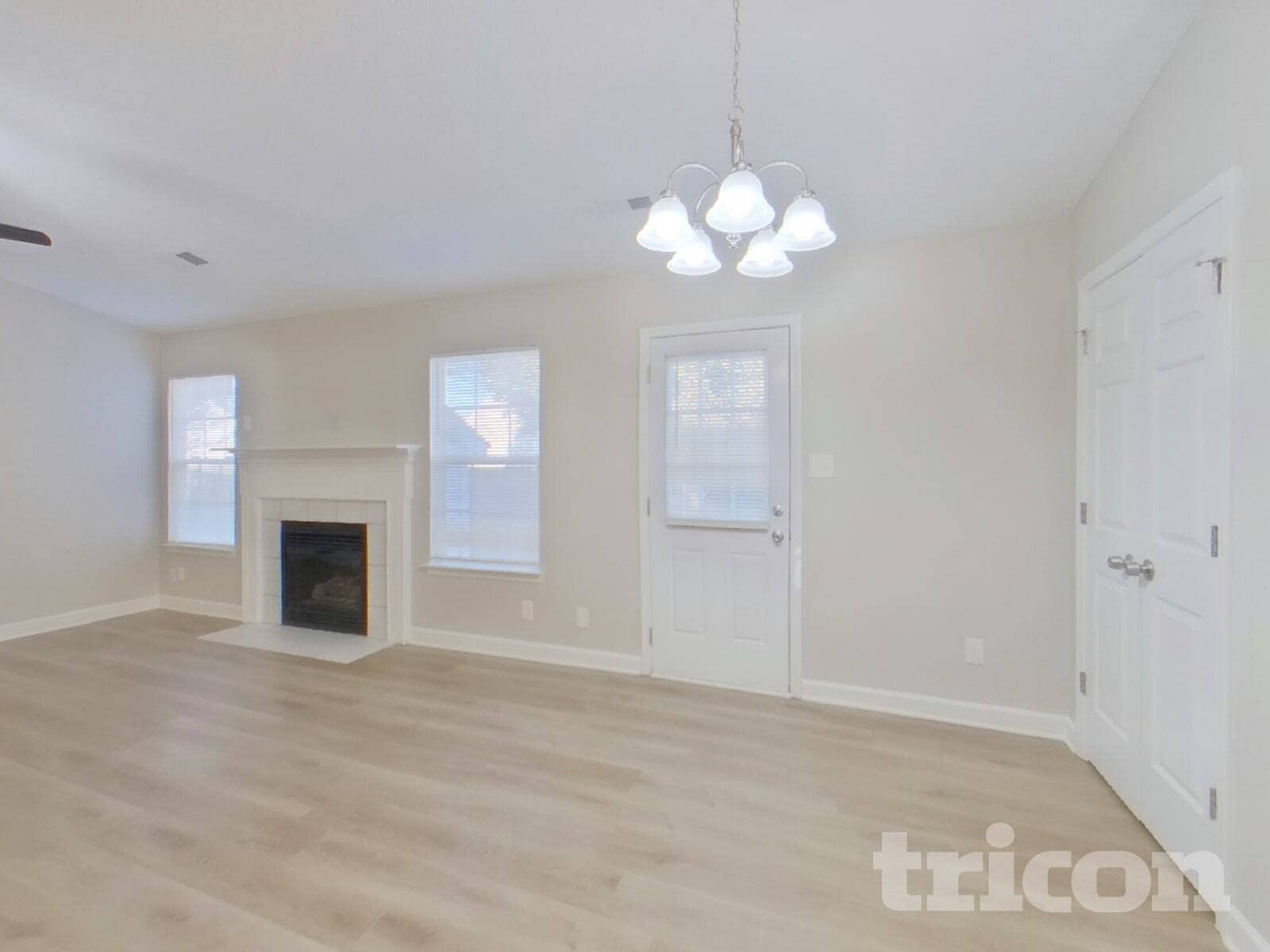 Building Photo - 2918 Brekonridge Centre Dr