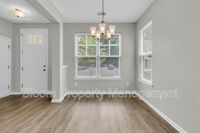 Building Photo - 4995 Hay Bale Ct