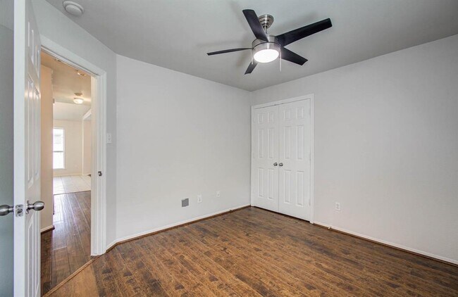 Building Photo - 21903 Silverfield Park Ln