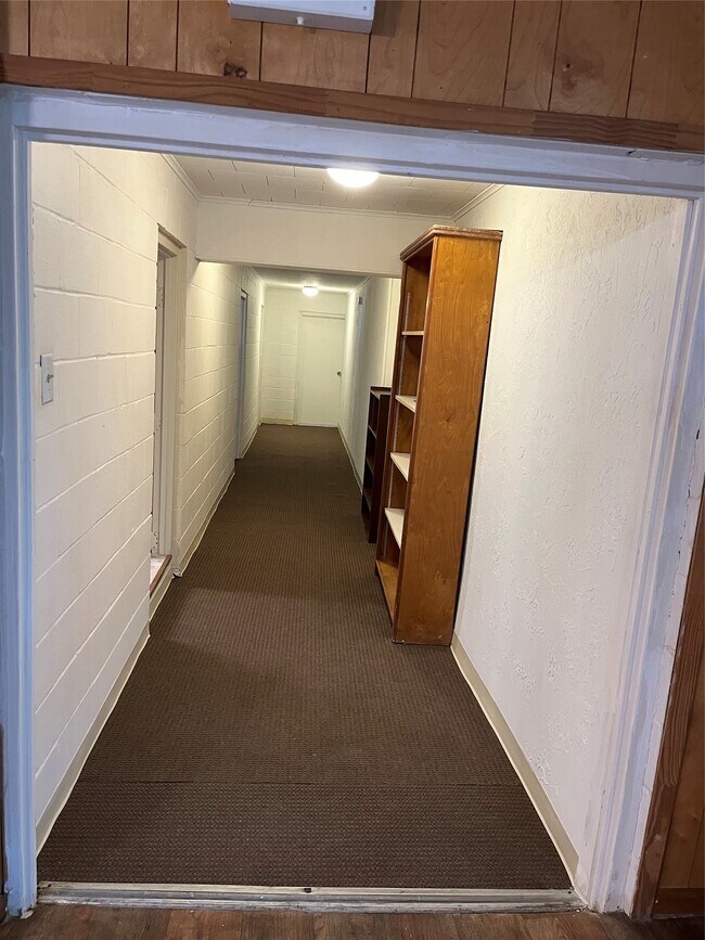 Building Photo - 5662 FM943