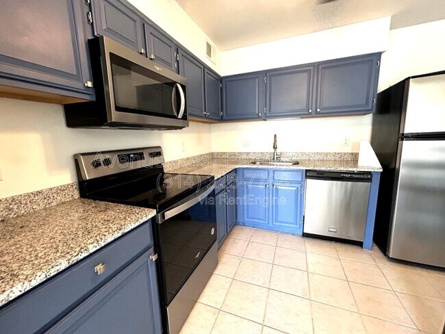 Building Photo - 7504 Triwoods Dr