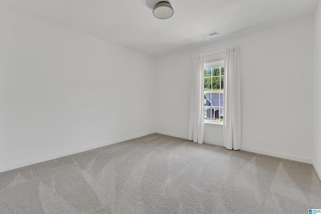 Building Photo - 1032 Clifton Rd