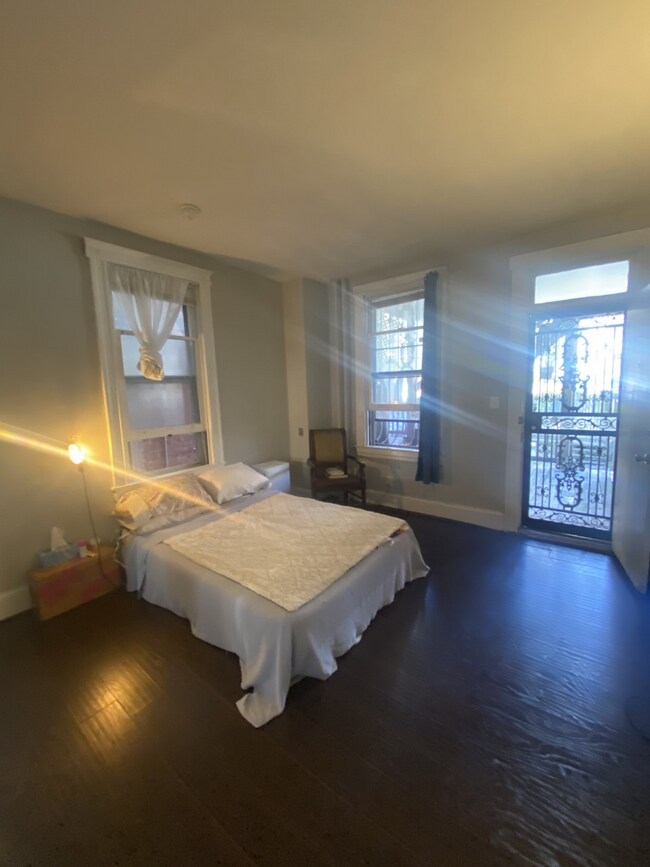 Building Photo - 3125 N Calvert St