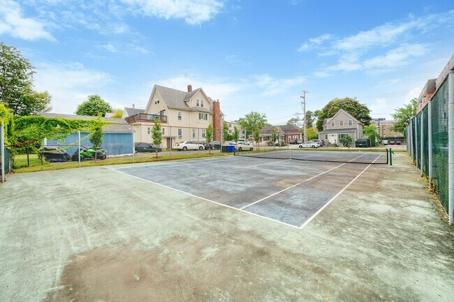 Building Photo - 23 Newman Rd