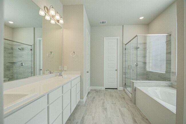 Building Photo - 6015 Marsh Lk Ct