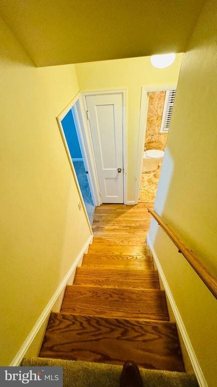 Building Photo - 1111 Dennis Ave