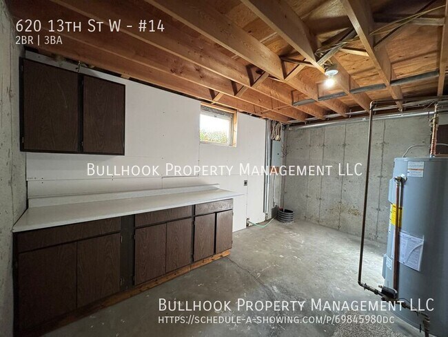 Building Photo - 620 13th St W