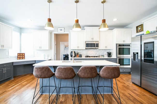 Building Photo - 767 Miller Run