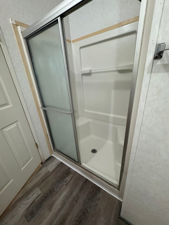 Building Photo - 70 Timber Rd