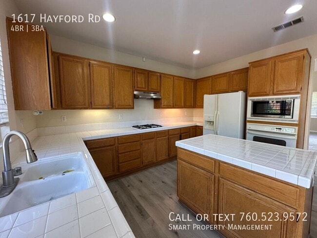 Building Photo - 1617 Hayford Rd