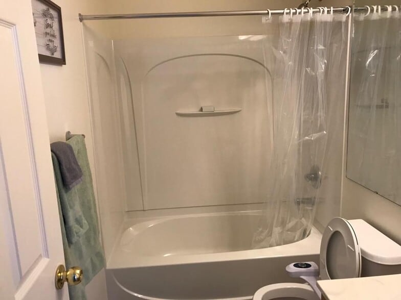 Building Photo - 7248 English Dr