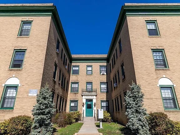 Building Photo - 109 Chestnut St