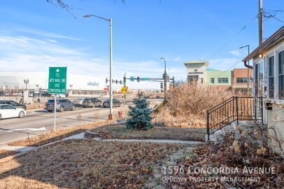 Building Photo - 1596 Concordia Ave