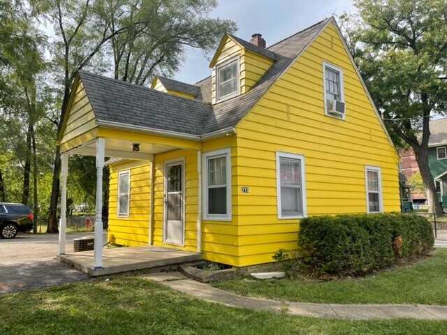 Primary Photo - 215 Melrose Ct