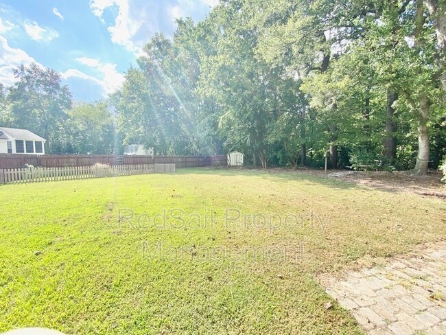 Building Photo - 102 Prescott Ct