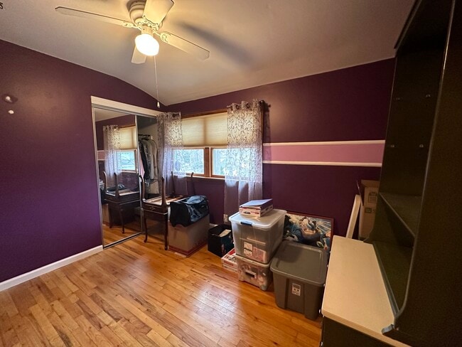 Bed 1 - 10 Miller Place Rd