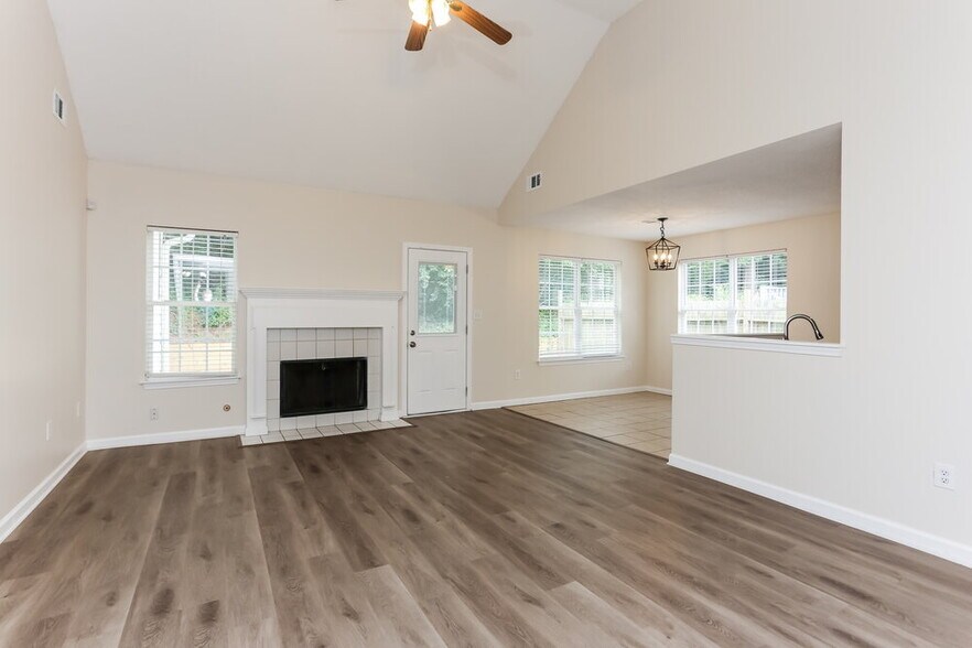 Building Photo - 402 Lafayette St