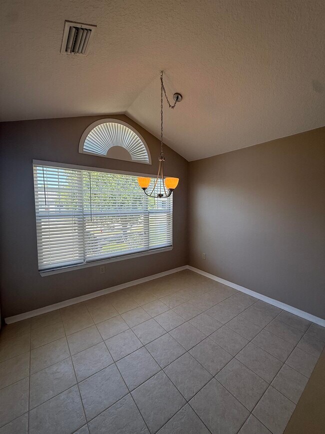 Building Photo - 24200 Harbour Vista Cir