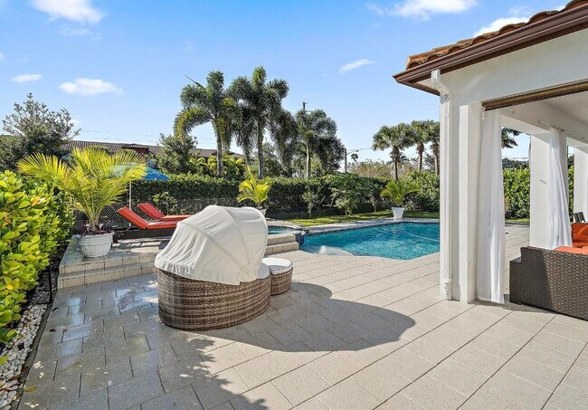 Building Photo - 6484 Vireo Ct