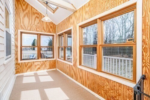 Building Photo - 1025 New Ipswich Rd