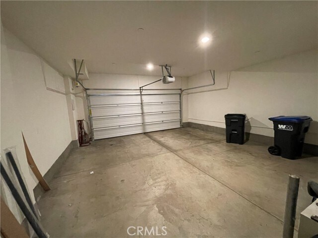 Building Photo - 135 Citysquare