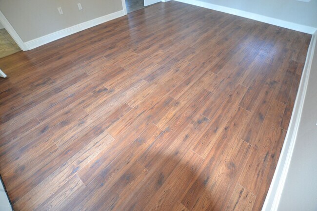 Building Photo - Zachary School District!  Newly remodeled 4 bedroom, 2.5 bath near downtown Zachary