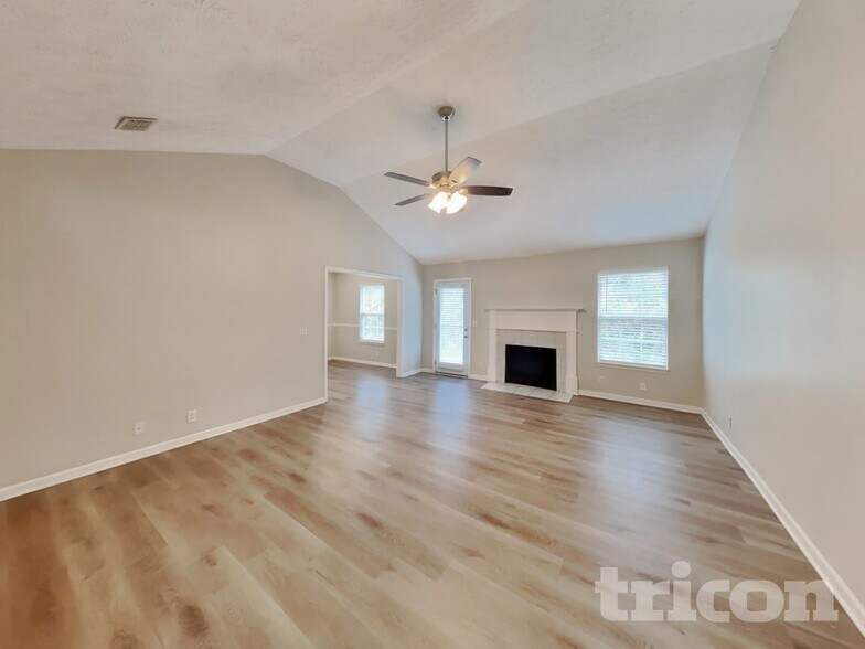 Building Photo - 1224 Ballater Dr