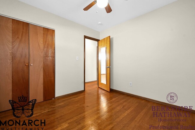 Building Photo - 3 Bedroom Remodeled Home
