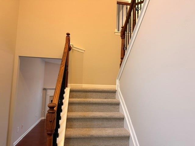 Building Photo - 5780 Weddington Dr