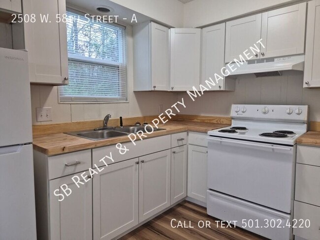 Building Photo - 2508 W 58th St