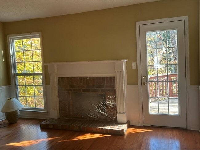 Building Photo - 2051 Bishop Creek Dr