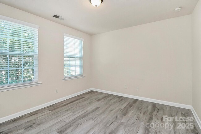 Building Photo - 14321 Green Birch Dr