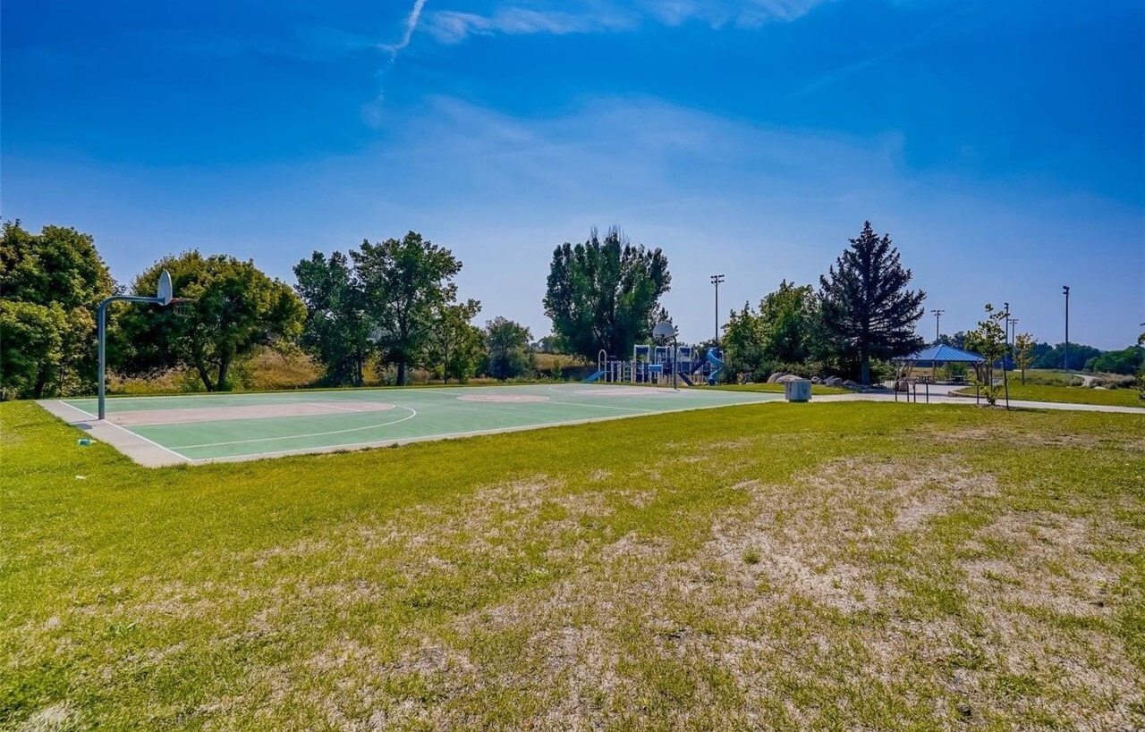 Building Photo - 5565 W 76th Ave