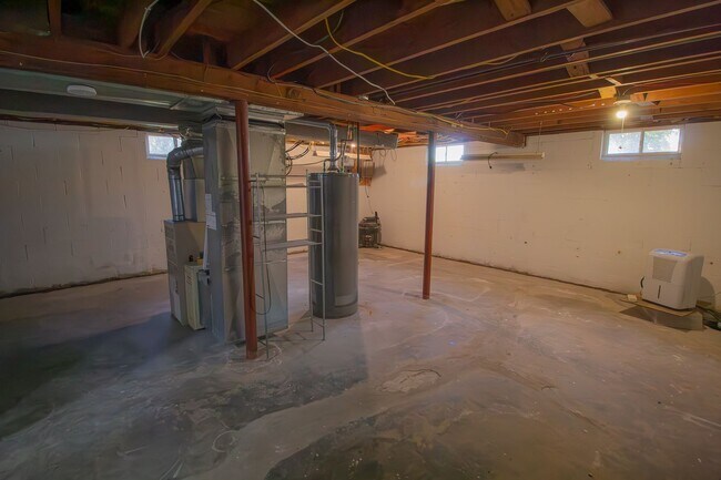 Building Photo - 5 Huckleberry Ln