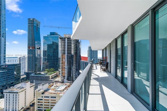 Building Photo - 1300 S Miami Ave