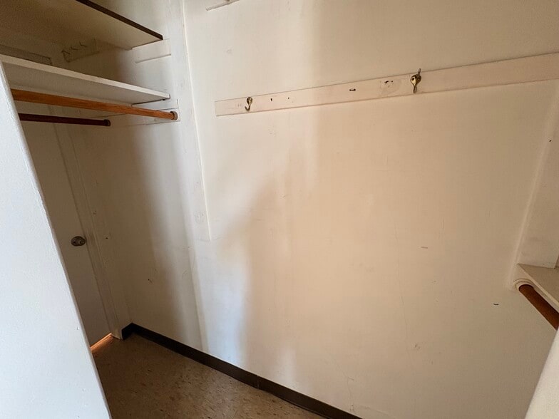 Bedroom 1 Closet - 2424 5th Street NE
