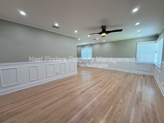 Building Photo - 1455 Riverbirch Ln