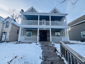 Building Photo - Charming 1-Bedroom Retreat on Colfax Ave – Your Cozy Minneapolis Haven Awaits!