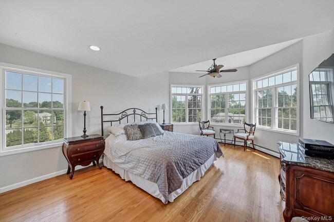 Building Photo - 24 Charnwood Dr