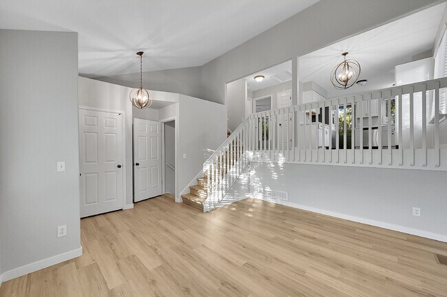 Building Photo - $2,295.00, 3 Bed, 2 bath located in Brighton.