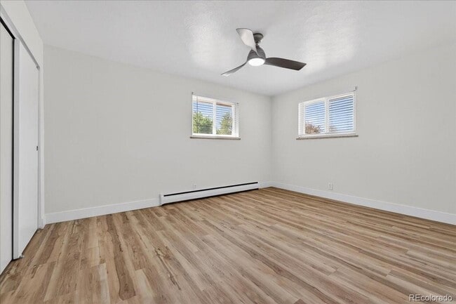 Building Photo - 9050 N Elm Ct