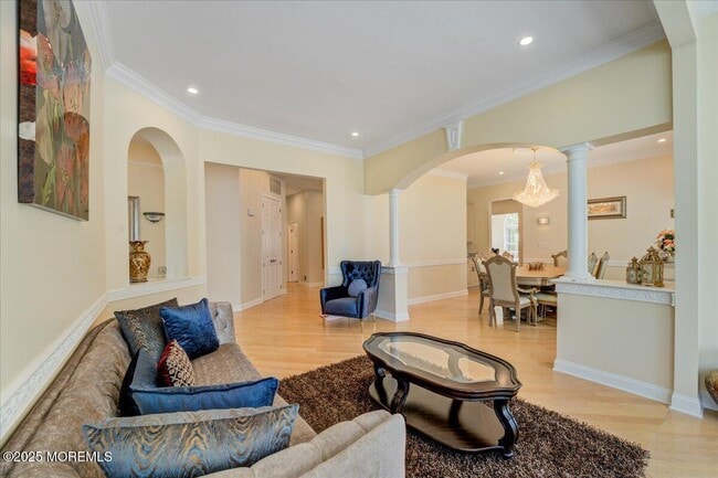 Building Photo - 11 Rockspray Ct
