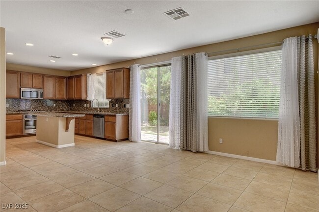 Building Photo - 3491 Bella Valencia Ct