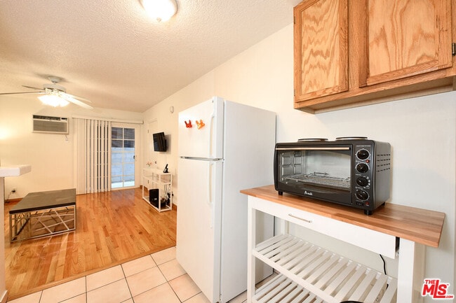 Building Photo - 3720 Vinton Ave