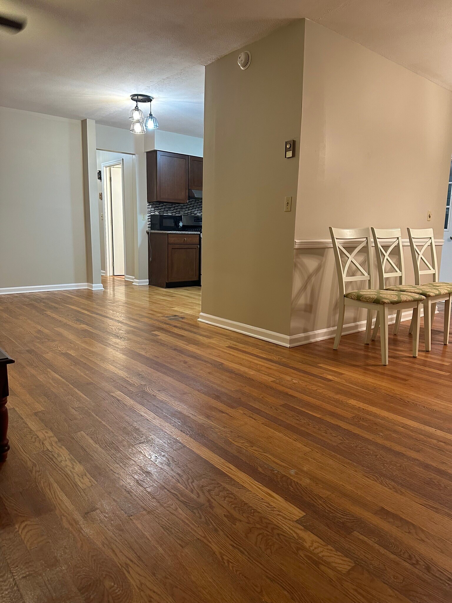 Building Photo - 940 McBryde Ln