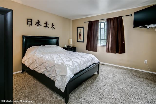 Building Photo - 2640 Lowell Blvd